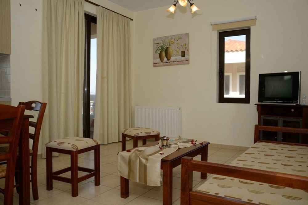 Villa Gereoudis Seaview Apartments-Pool & Bar Kolimvari Zewnętrze zdjęcie